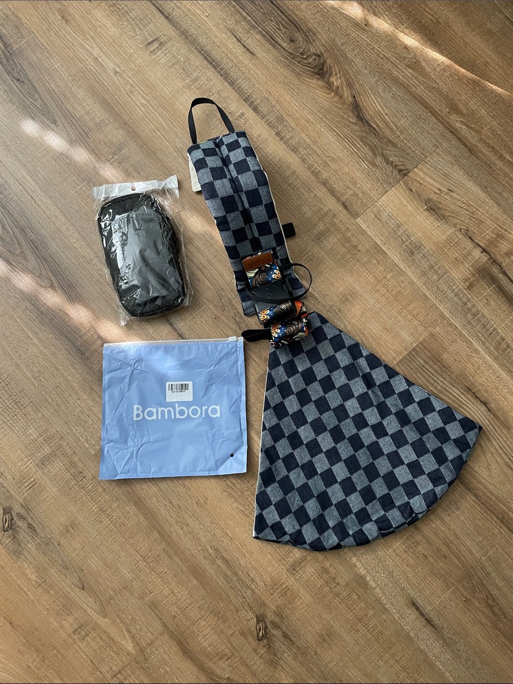 Bambora Checkered Sling Carrier & Phone/Wallet Holder - Baby’s and Toddlers